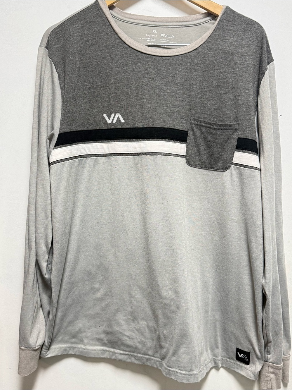 RVCA Men’s Long Sleeve Grey & Black Colorblock Crew Pocket Tee